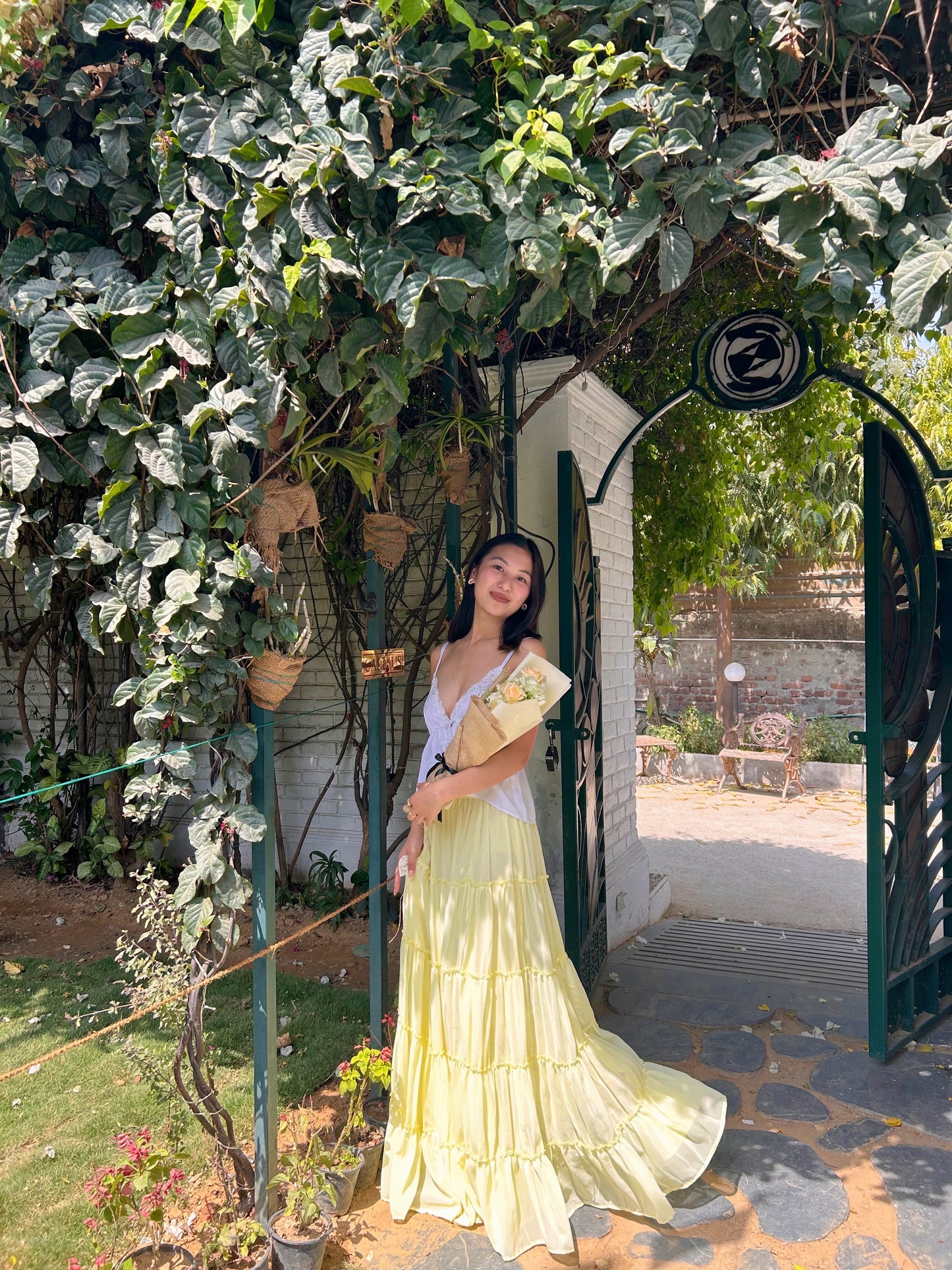 yellow skirt