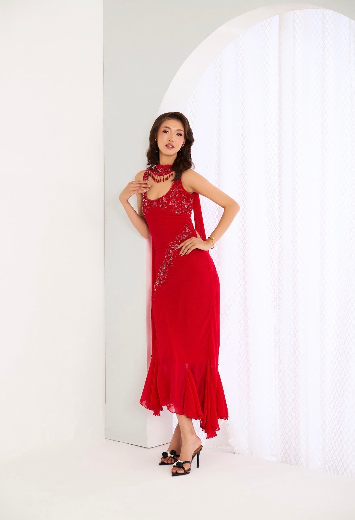 Marrisa 90s diva Dress